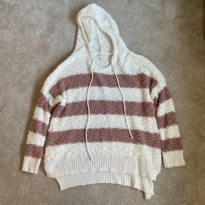Miracle sweater w hood